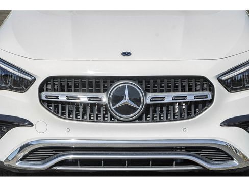 Certified 2025 Mercedes-Benz GLA 250 image 7