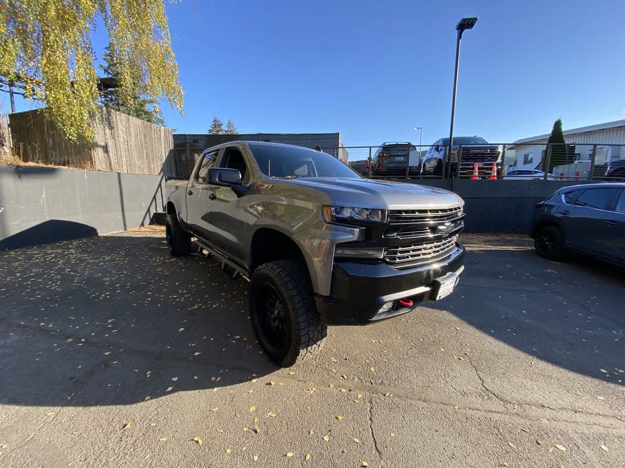 Used 2020 Chevrolet Silverado 1500 LT Trail Boss w/ Convenience Package AWD/4WD image 8