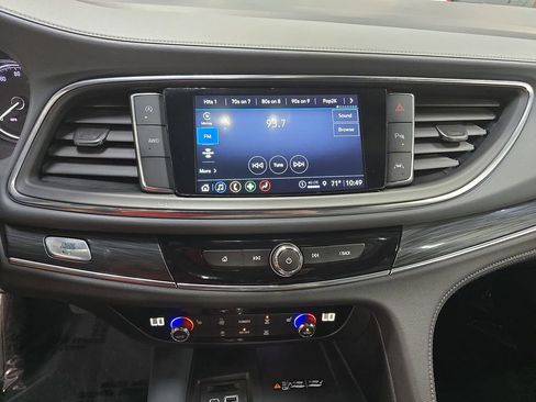 Used 2023 Buick Enclave Essence w/ Experience Buick Package AWD/4WD image 22