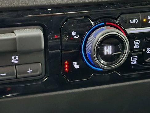 Used 2022 Chevrolet Silverado 1500 RST w/ RST All Star Premium Package image 23