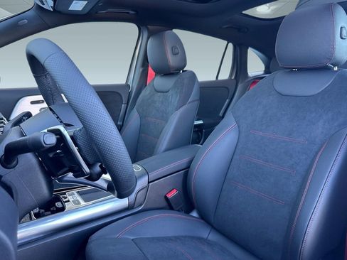 New 2026 Mercedes-Benz GLA 35 AMG 4MATIC image 22