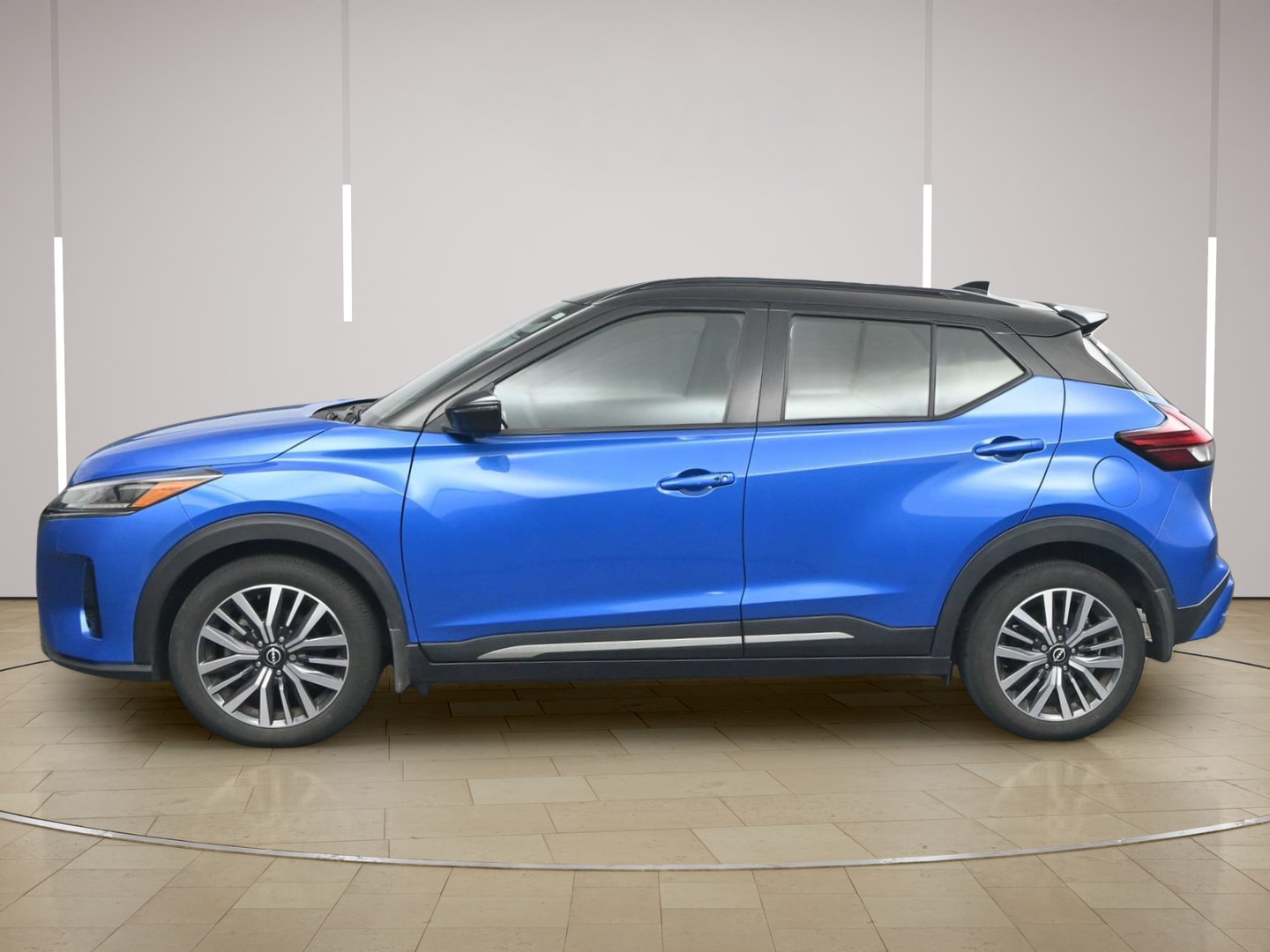Certified 2023 Nissan Kicks SR w/ SR Premium Package FWD image 4