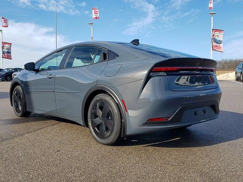 New 2026 Toyota Prius LE image 7