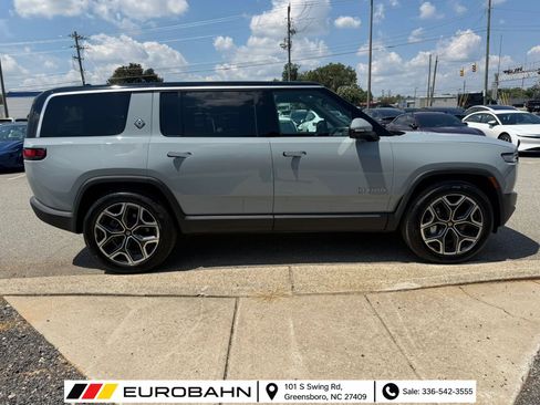 Used 2025 Rivian R1S Adventure AWD/4WD image 24