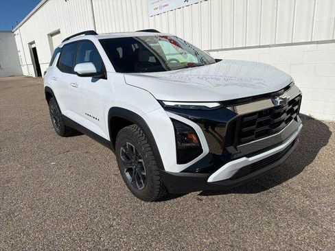 New 2026 Chevrolet Equinox ACTIV image 2