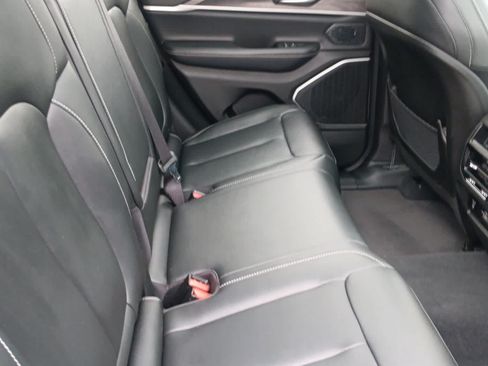 Used 2023 Jeep Grand Cherokee 4WD 4xe image 21