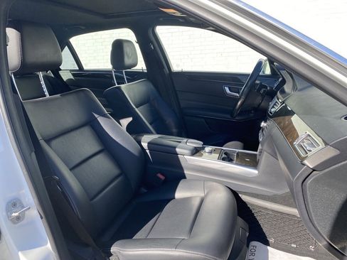 Used 2014 Mercedes-Benz E 250 BlueTEC Sedan image 12
