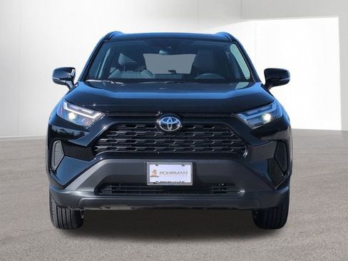New 2025 Toyota RAV4 XLE image 2