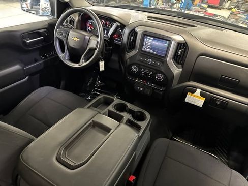 Used 2021 Chevrolet Silverado 1500 Custom AWD/4WD image 19