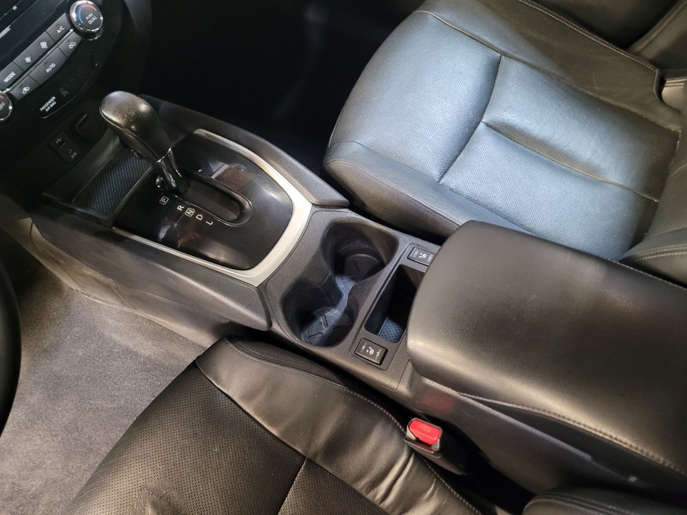 Used 2014 Nissan Rogue SL AWD/4WD image 26