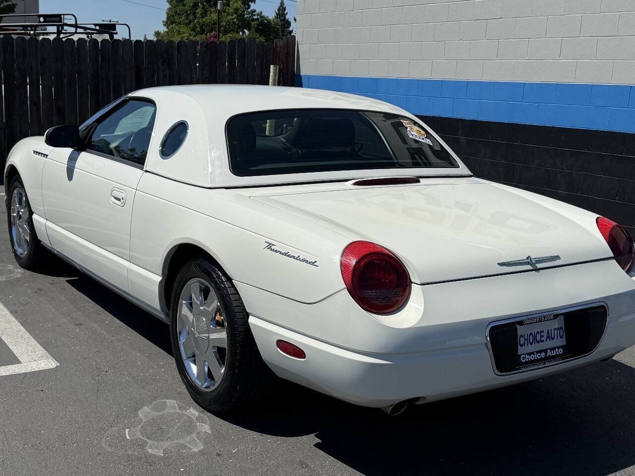 Used 2002 Ford Thunderbird RWD image 4