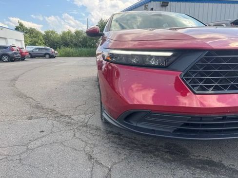 Used 2024 Honda Accord LX image 11