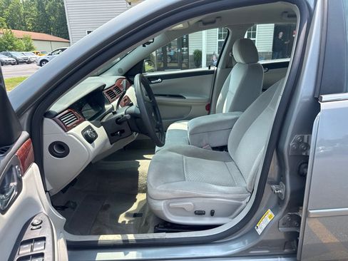 Used 2007 Chevrolet Impala LS FWD image 10