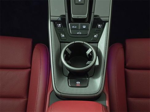Certified 2024 Porsche 911 Carrera S image 25