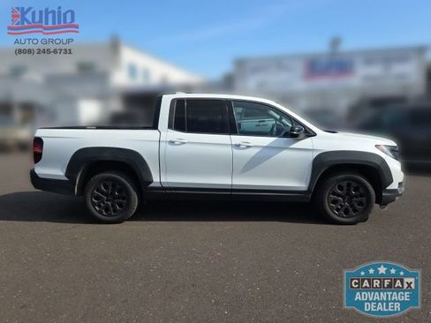 Used 2022 Honda Ridgeline Black Edition image 2