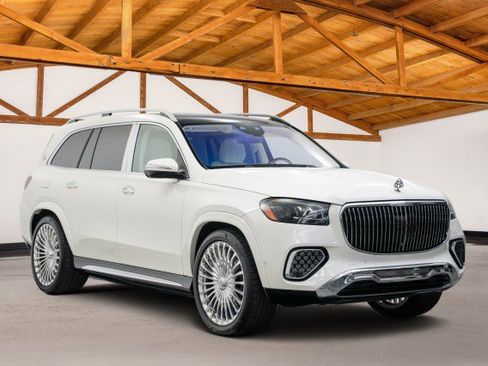 Used 2024 Mercedes-Benz Maybach GLS 600 GLS Maybach GLS 600 image 7