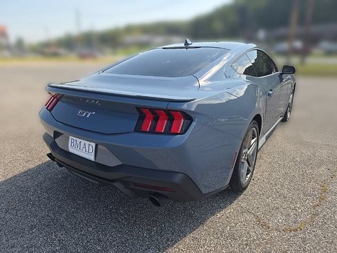 Used 2025 Ford Mustang GT Premium RWD image 13