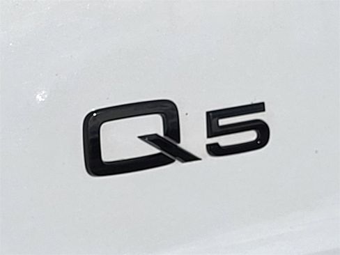 Certified 2024 Audi Q5 e Premium Plus w/ Premium Plus Package image 14