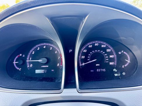 Used 2011 Toyota Avalon Limited FWD image 14
