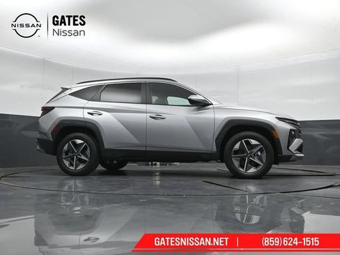 Used 2025 Hyundai Tucson SEL AWD/4WD image 41