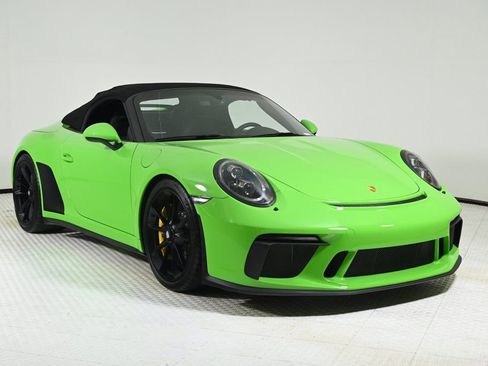 Used 2019 Porsche 911 Speedster image 9