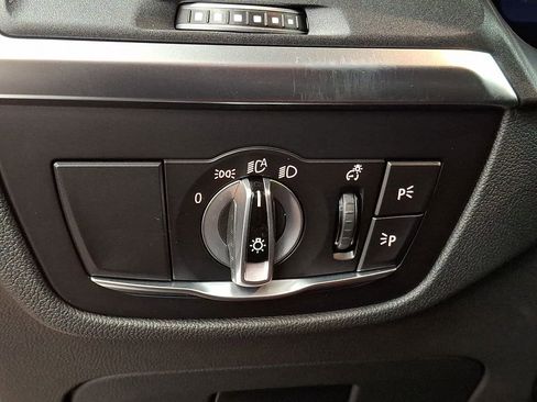 Used 2024 BMW X4 xDrive30i w/ Premium Package image 23