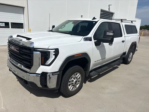 Used 2025 GMC Sierra 2500 Pro w/ Convenience Package AWD/4WD image 7