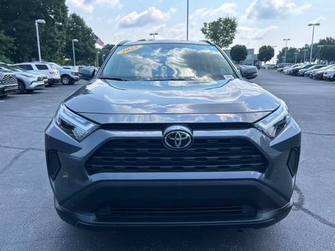 Used 2025 Toyota RAV4 XLE w/ Convenience Package FWD image 2