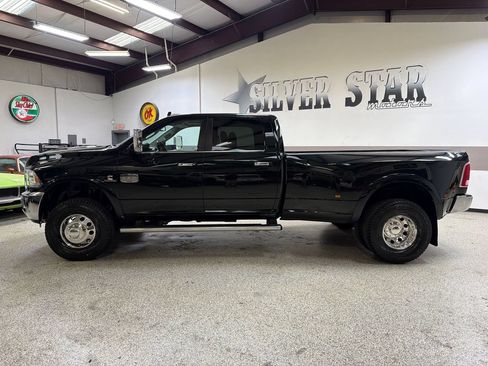 Used 2017 RAM 3500 Laramie Longhorn w/ Convenience Group AWD/4WD image 3