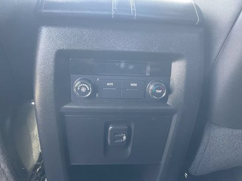 Used 2023 Chevrolet Traverse LT w/ LPO, Floor Liner Package AWD/4WD image 20