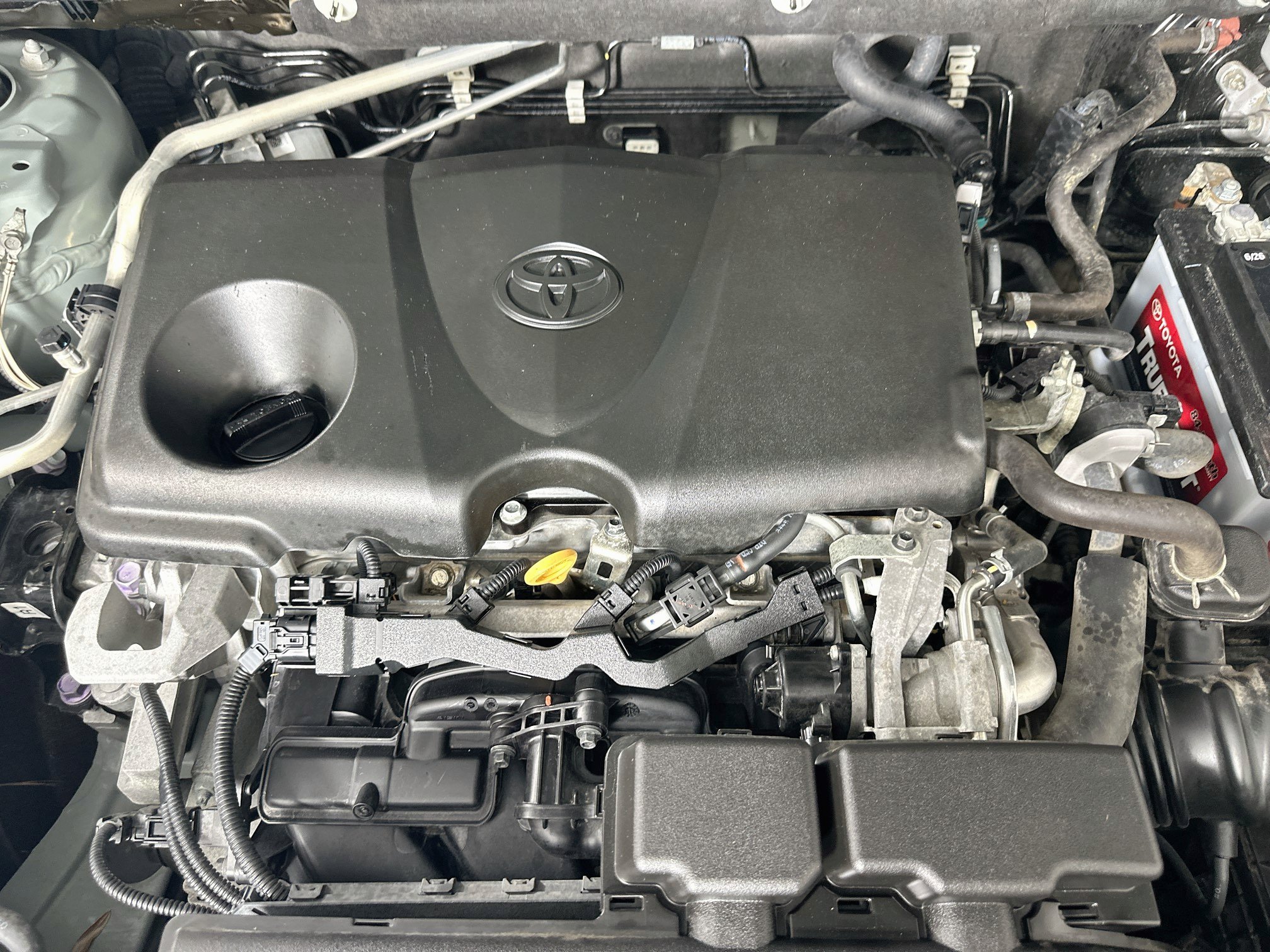 Used 2019 Toyota RAV4 XLE FWD image 34