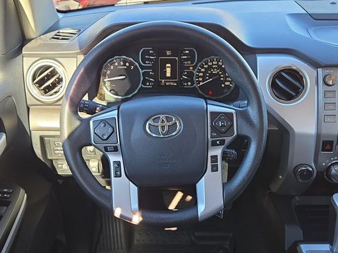Used 2018 Toyota Tundra SR5 image 19