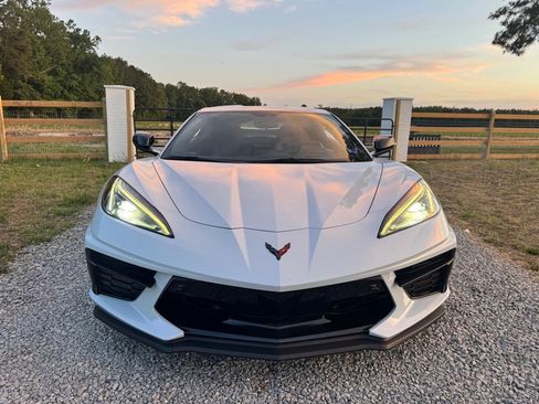 Used 2021 Chevrolet Corvette Stingray Preferred Cpe w/ Z51 Performance Package RWD image 7