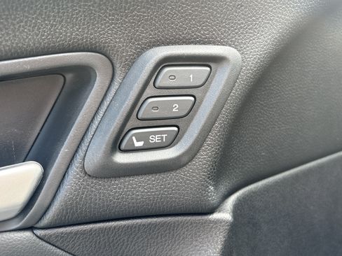 Used 2015 Honda Crosstour EX-L image 33