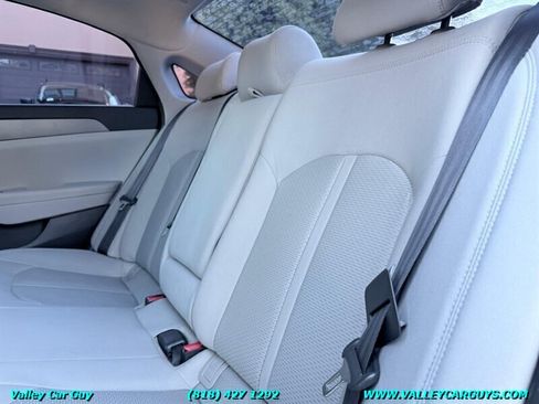 Used 2016 Hyundai Sonata SE FWD image 21