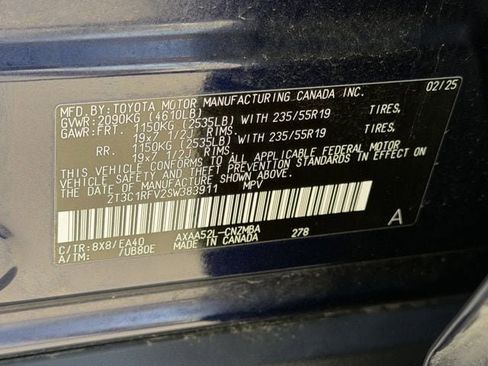 Certified 2025 Toyota RAV4 XLE Premium image 33