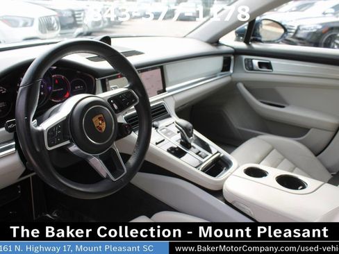 Used 2018 Porsche Panamera 4S image 21