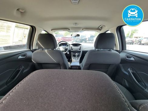 Used 2016 Ford Focus SE FWD image 12