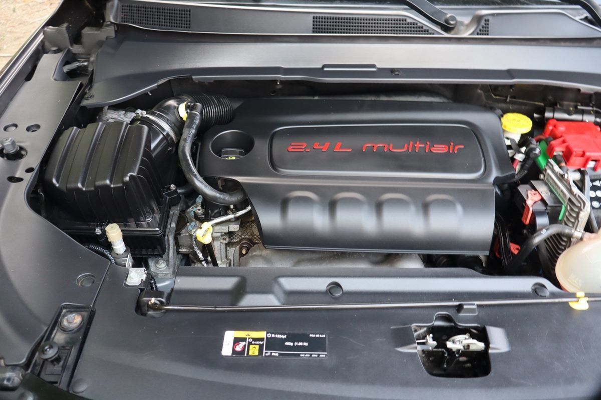 Used 2019 Jeep Compass Limited AWD/4WD image 39