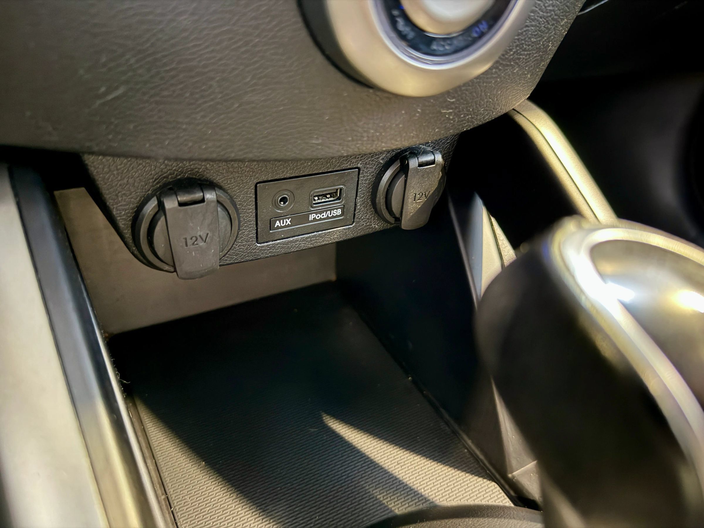 Used 2013 Hyundai Veloster RE:MIX Edition FWD image 20