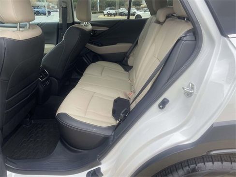 Used 2025 Subaru Outback Limited w/ Popular Package #2 image 9