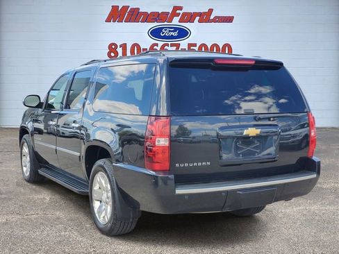 Used 2013 Chevrolet Suburban LTZ AWD/4WD image 4