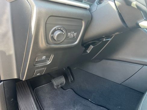 New 2025 Jeep Grand Cherokee L Altitude image 30