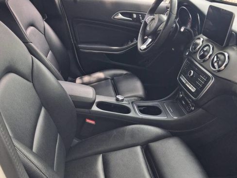 Used 2018 Mercedes-Benz GLA 250 image 6