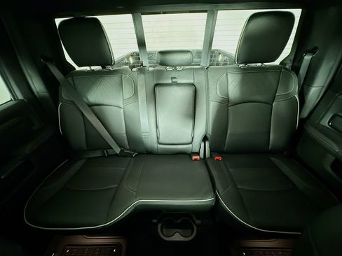 New 2026 RAM 3500 Limited AWD/4WD image 10