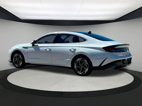 New 2024 Hyundai Sonata SEL w/ Convenience Package image 5