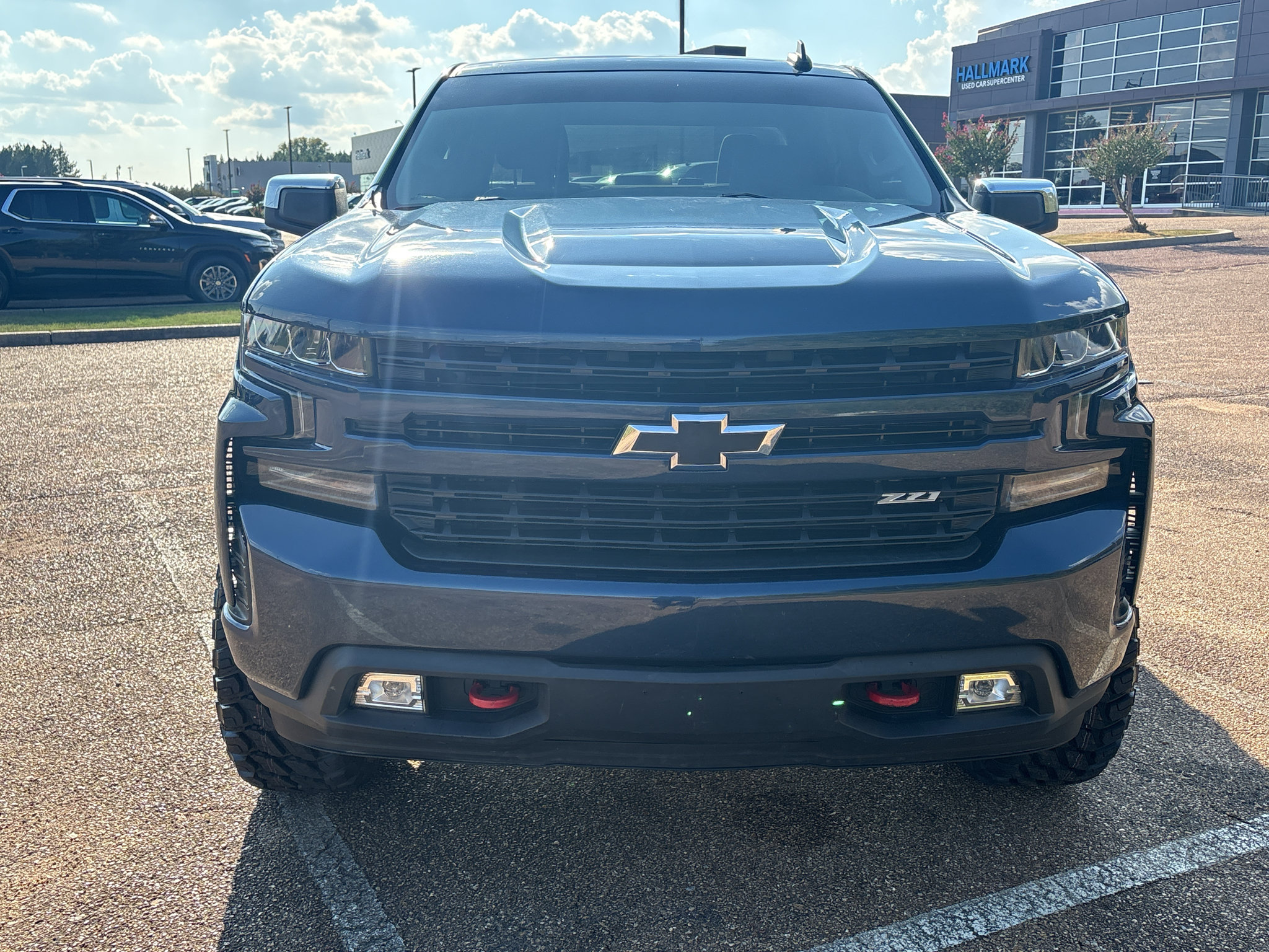 Used 2019 Chevrolet Silverado 1500 RST w/ All-Star Edition AWD/4WD image 2