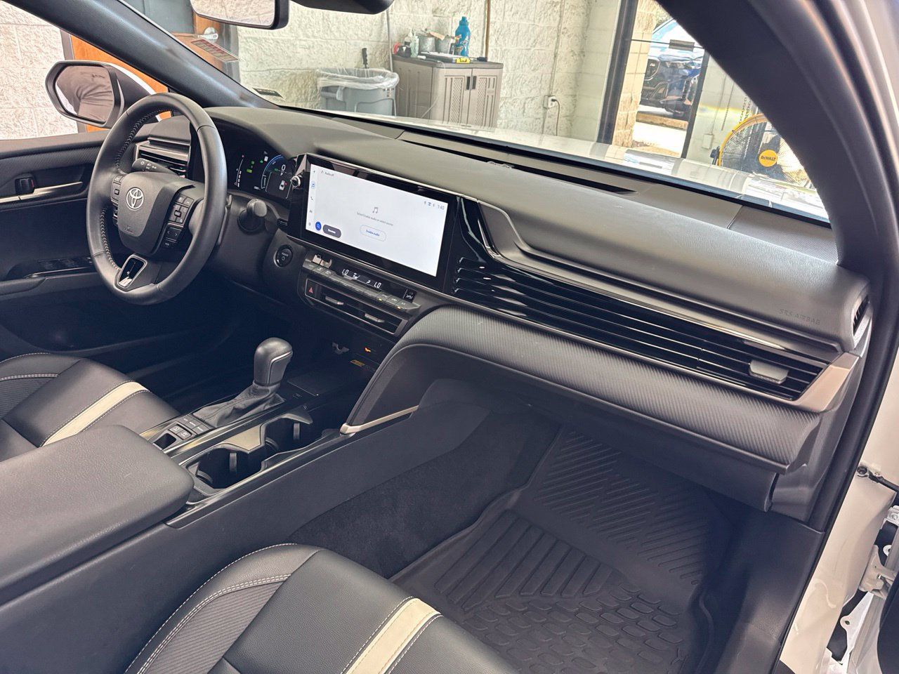 Used 2026 Toyota Camry SE w/ Multimedia Upgrade Package FWD image 49