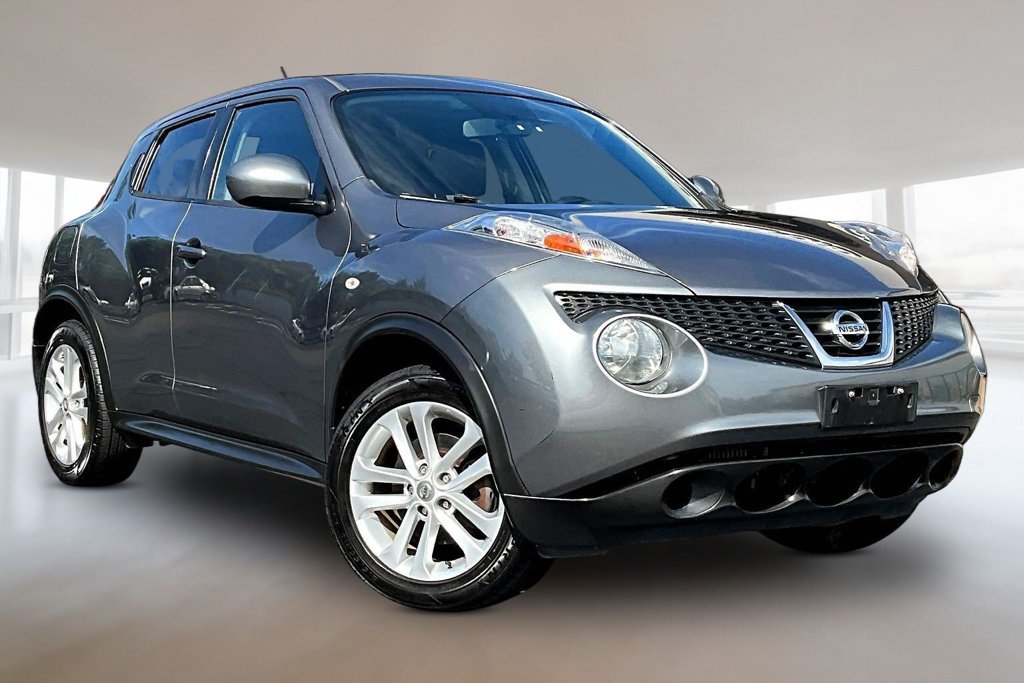 Used 2014 Nissan Juke SV w/ Navigation Package AWD/4WD image 1