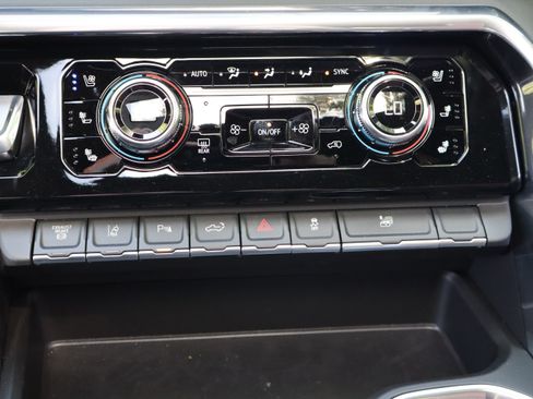 Used 2026 GMC Sierra 3500 Denali Ultimate image 36